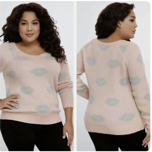 Torrid Pink Silver metallic Lip Print fuzzy Crewneck sweater size 2X - Picture 4 of 16